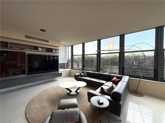 Fireplace, Interior, Living room, Recessed Lighting