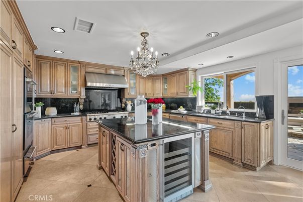 Chandelier, Interior, Kitchen, Recessed Lighting, Stainless Steel Appliances