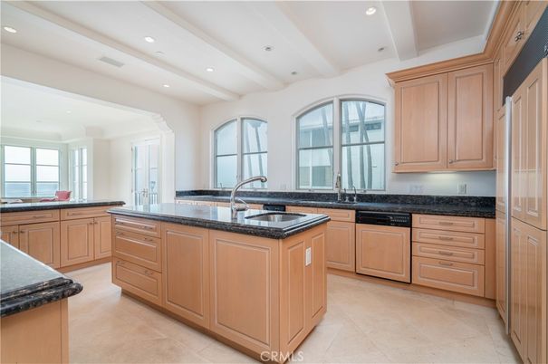 Interior, Kitchen, Recessed Lighting, Water