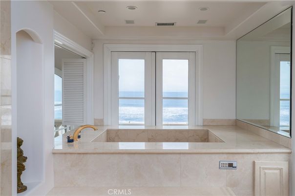 Bathroom, Interior, Recessed Lighting, Water
