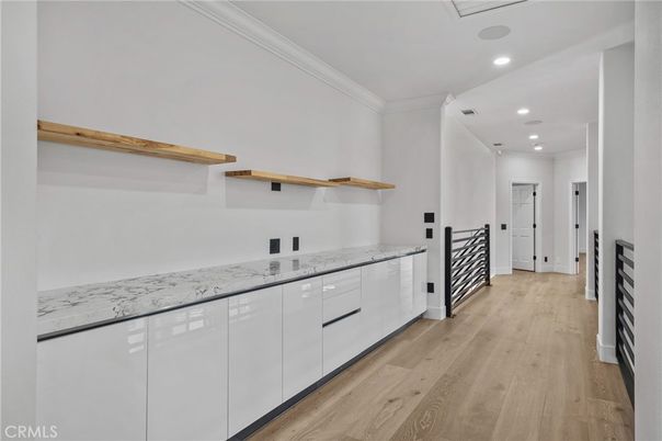 Interior, Recessed Lighting, Wood Texture Flooring