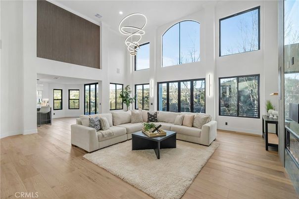 Interior, Living room, Pendant Lights, Recessed Lighting, Wood Texture Flooring