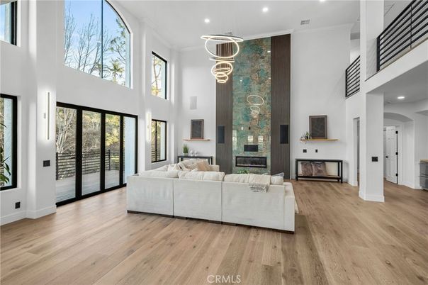 Fireplace, Interior, Living room, Pendant Lights, Recessed Lighting, Wood Texture Flooring