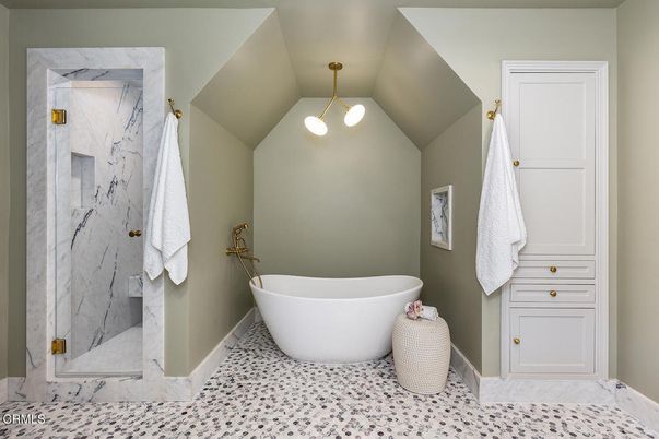 Bathroom, Free Standing Baths, Interior, Marble, Marble Walls, Pendant Lights