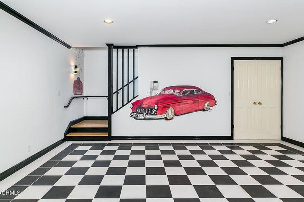 Interior, Recessed Lighting