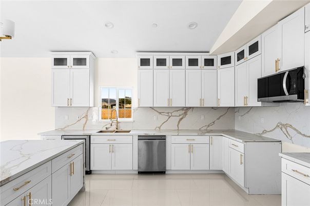 Interior, Kitchen, Marble Walls, Recessed Lighting