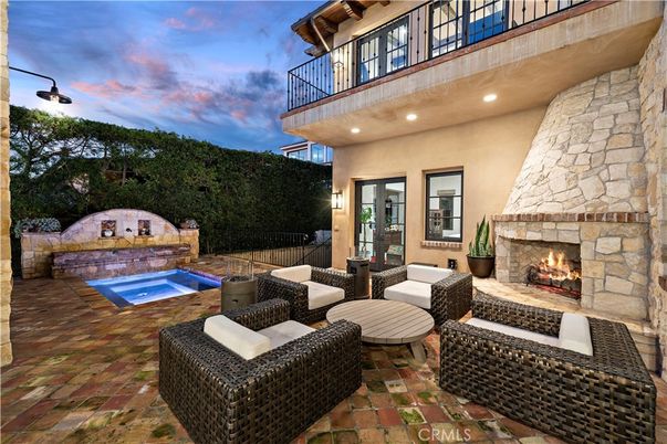 Exterior, Fireplace, Pool