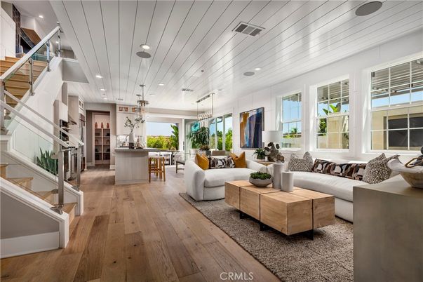 Dining room, Interior, Living room, Pendant Lights, Recessed Lighting, Wood Texture Flooring