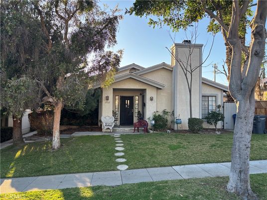 Backyard, Exterior, Facade, Mediterranean