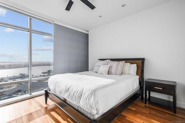 Bedroom, Interior, Recessed Lighting, Water, Wood Texture Flooring