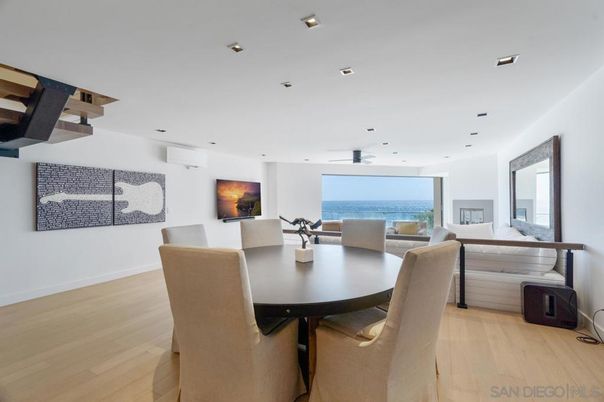 Dining room, Interior, Recessed Lighting, Water, Wood Texture Flooring