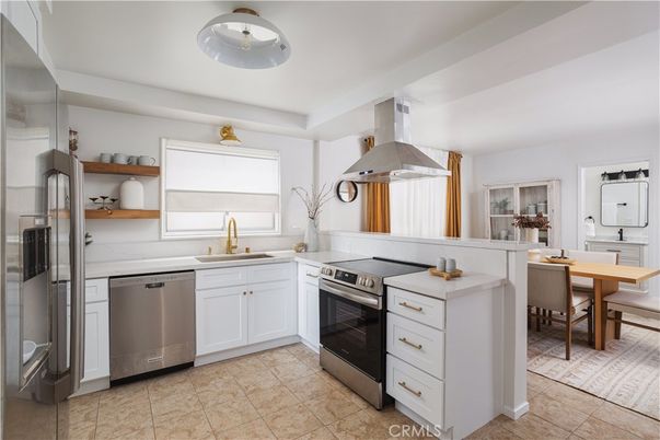 Dining room, Interior, Kitchen, Stainless Steel Appliances
