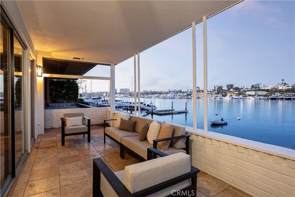 Exterior, Interior, Water
