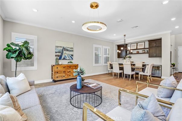 Dining room, Interior, Living room, Pendant Lights, Recessed Lighting, Wood Texture Flooring