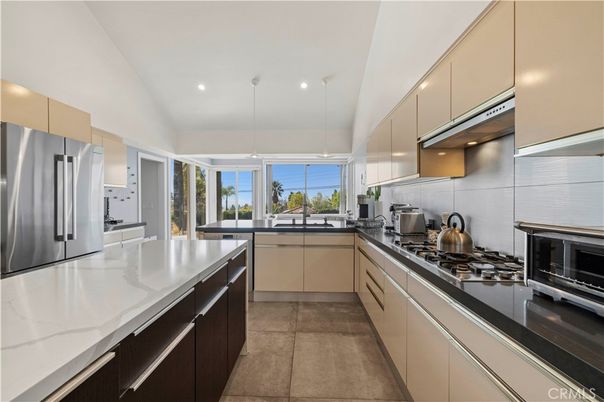 Interior, Kitchen, Pendant Lights, Recessed Lighting, Stainless Steel Appliances, Water