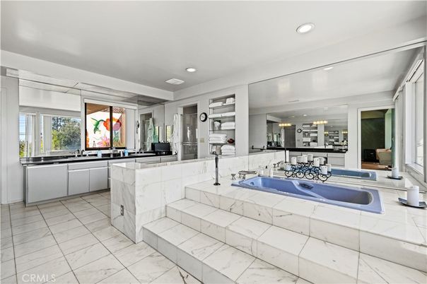 Bathroom, Interior, Marble, Recessed Lighting