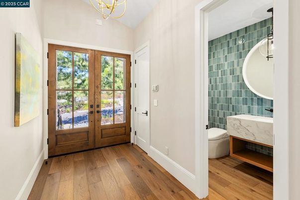 Bathroom, Interior, Pendant Lights, Wood Texture Flooring