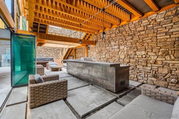 Exterior, Hot Tub