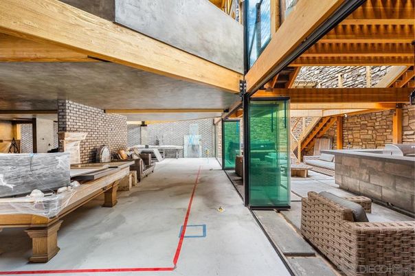 Exterior, Interior, Wooden Beams