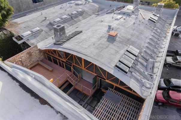 Exterior, Drone