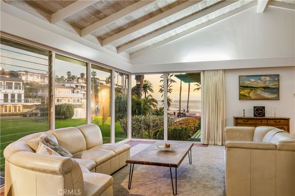 Interior, Living room, Wooden Ceilings