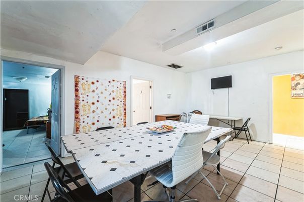 Dining room, Interior, Recessed Lighting