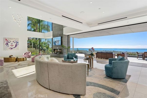 Fireplace, Interior, Living room, Pendant Lights, Recessed Lighting, Water