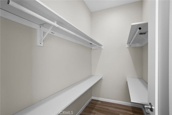Interior, Walk-in Closets, Wood Texture Flooring