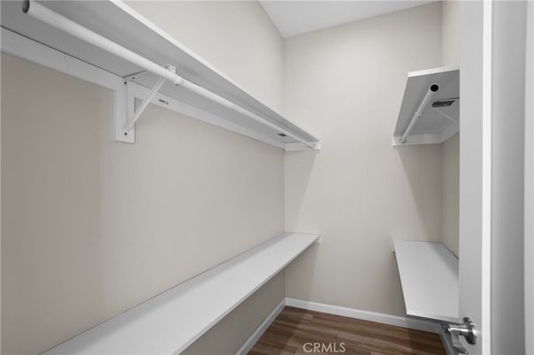 Interior, Walk-in Closets, Wood Texture Flooring