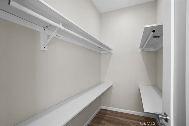 Interior, Walk-in Closets, Wood Texture Flooring