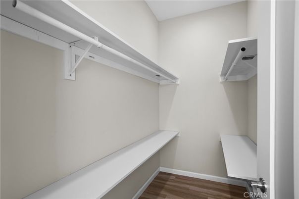 Interior, Walk-in Closets, Wood Texture Flooring