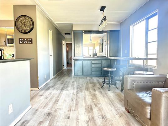 Interior, Pendant Lights, Wood Texture Flooring