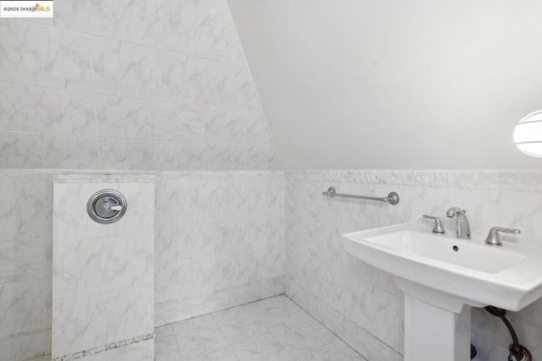 Bathroom, Interior, Marble, Marble Walls