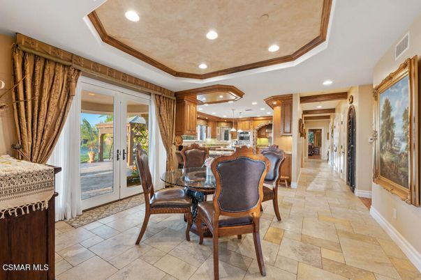Dining room, Interior, Kitchen, Recessed Lighting