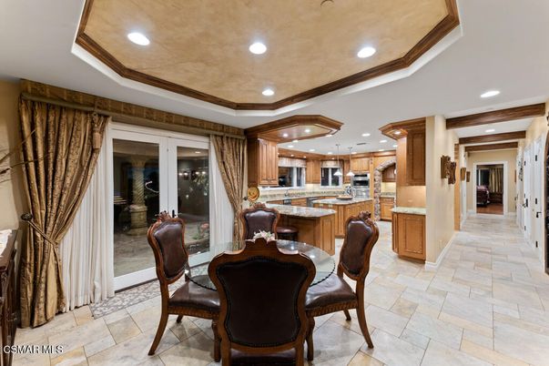 Dining room, Interior, Kitchen, Recessed Lighting