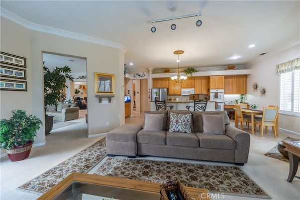 Dining room, Interior, Kitchen, Living room, Pendant Lights, Recessed Lighting, Stainless Steel Appliances