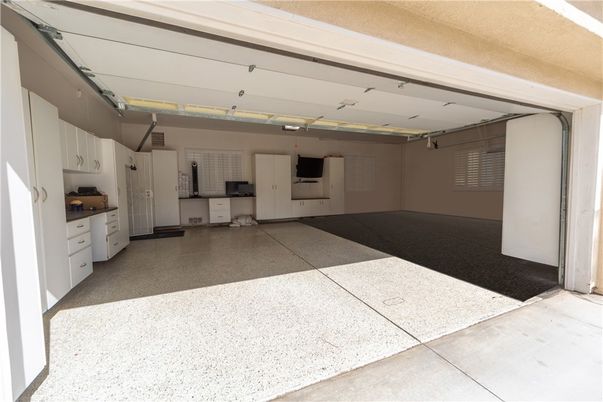 Garage, Interior