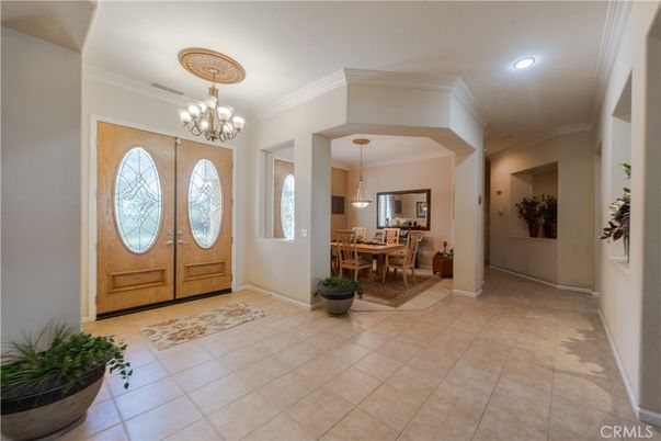 Chandelier, Dining room, Interior, Pendant Lights, Recessed Lighting