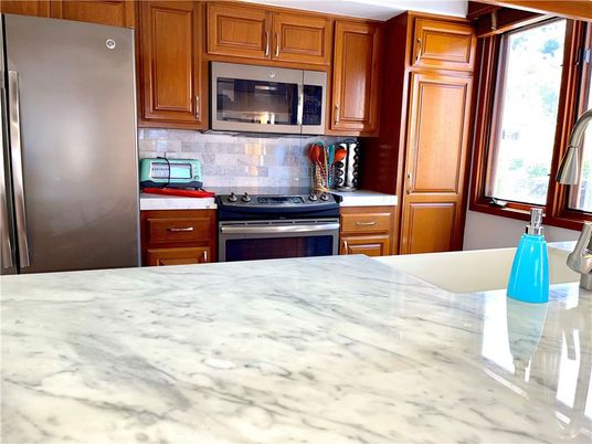 Interior, Kitchen, Stainless Steel Appliances