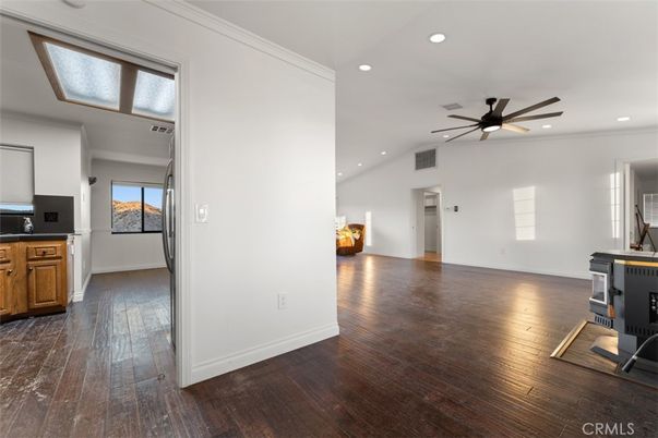 Interior, Recessed Lighting, Wood Texture Flooring