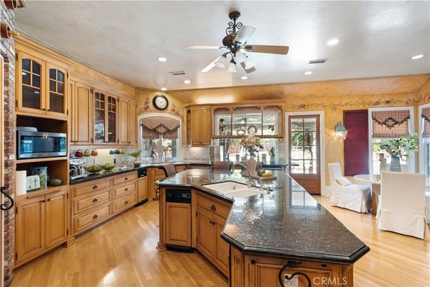 Dining room, Interior, Kitchen, Recessed Lighting, Wood Texture Flooring