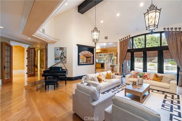 Interior, Living room, Pendant Lights, Piano, Recessed Lighting, Wooden Beams, Wood Texture Flooring