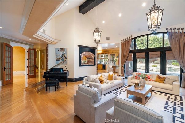 Interior, Living room, Pendant Lights, Piano, Recessed Lighting, Wooden Beams, Wood Texture Flooring