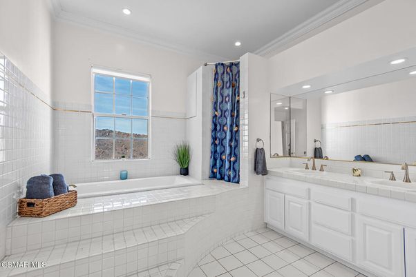 Bathroom, Interior, Recessed Lighting, Tile Countertops