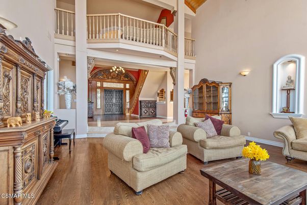 Chandelier, Interior, Living room, Recessed Lighting, Wood Texture Flooring