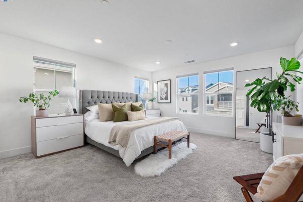 Bedroom, Interior, Recessed Lighting