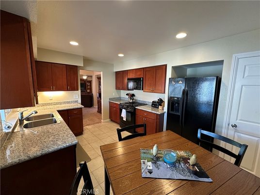 Dining room, Interior, Kitchen, Recessed Lighting