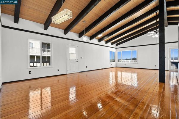 Empty room, Interior, Wooden Beams, Wooden Ceilings, Wood Texture Flooring