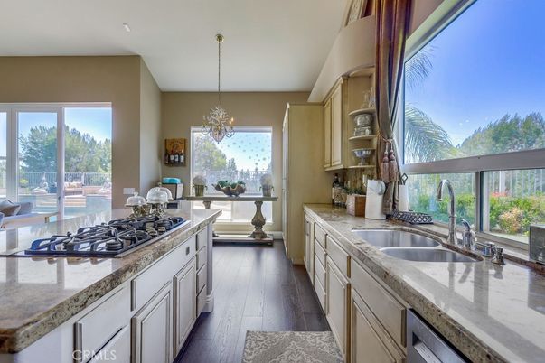 Chandelier, Interior, Kitchen, Wood Texture Flooring