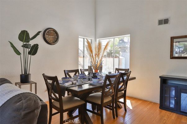 Dining room, Interior, Wood Texture Flooring